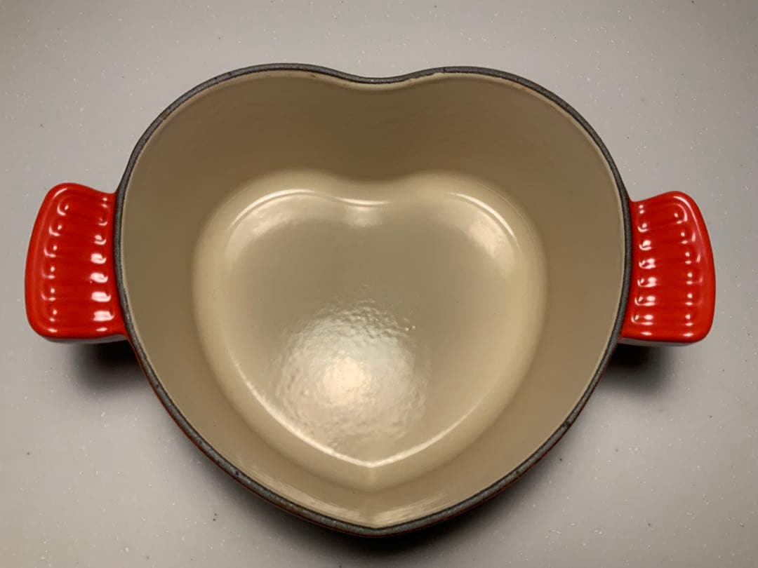 ル・クルーゼ ココット・ダムール ハート型鍋 2.0L チェリーレッド