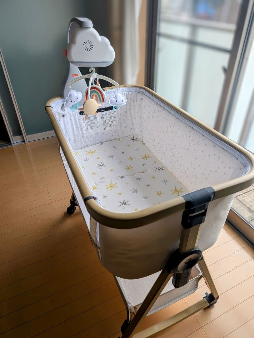 美品】HZDMJベビーベッド ベージュ たまひよごろ寝マット・メリー付き