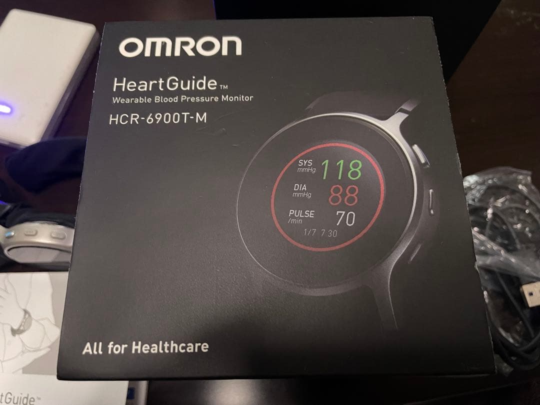 OMRON HeartGuide HCR-6900T-M - メルカリ