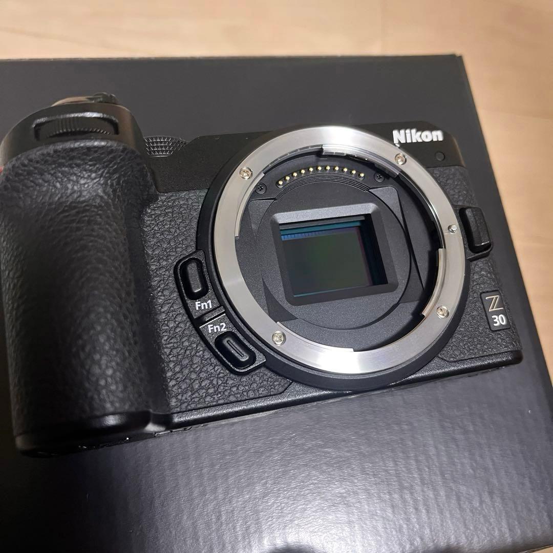 ショット数554】Nikon Z 30 DX16-50 kit/レンズ保護付