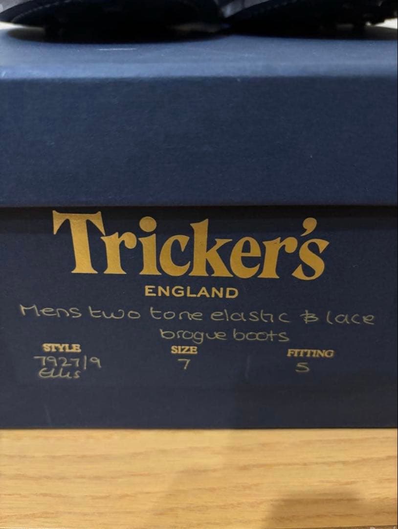 新品・別注】トリッカーズ M7927 ELLIS カントリーブーツ 黒 箱付