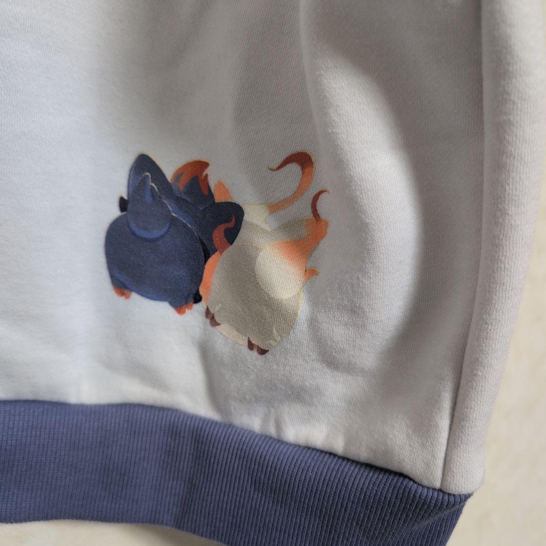 もこもこアップリケスウェット にたものどうし ゾロア＆ヒスイゾロア