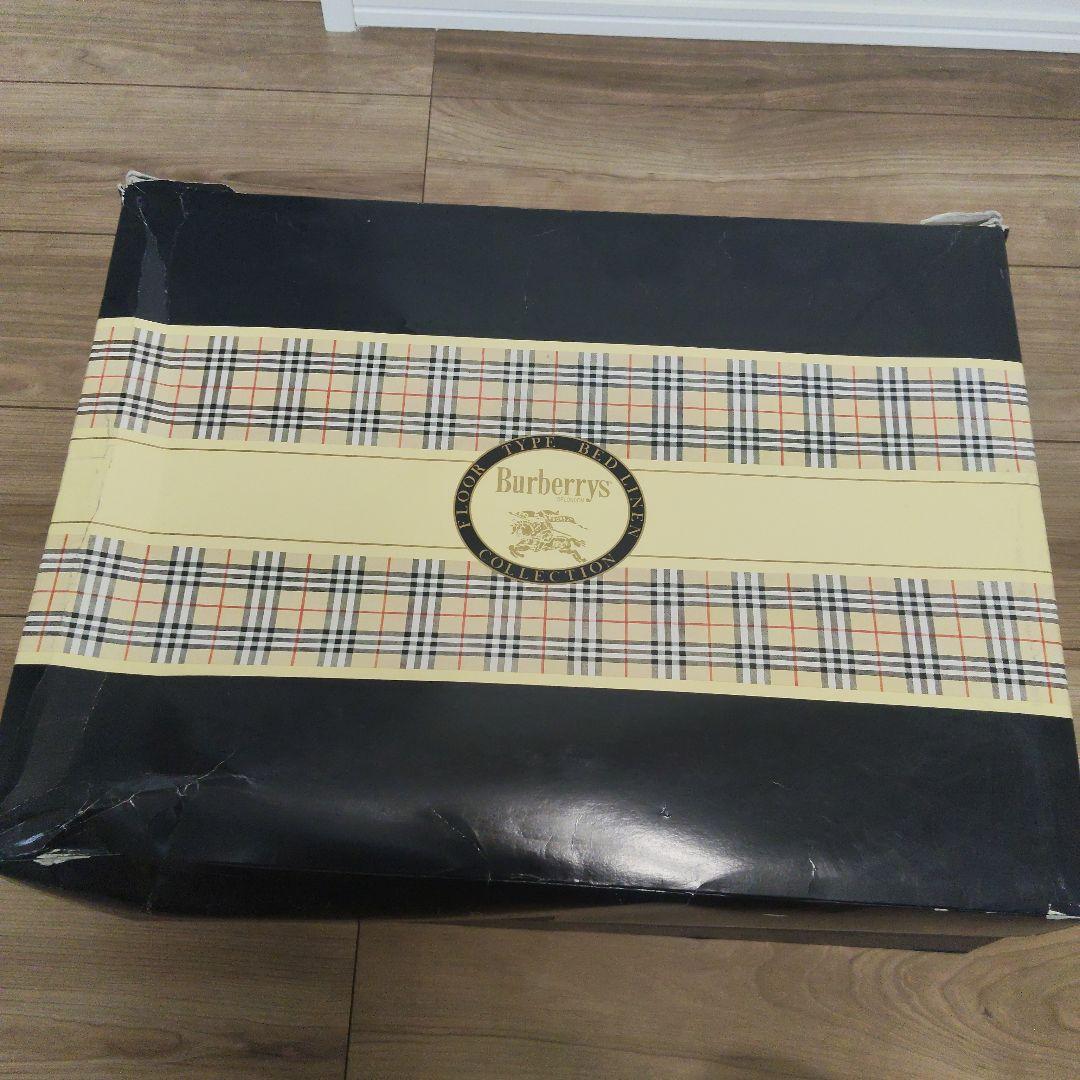 新品未使用 BURBERRYSノバチェック柄 ウール100％ 純毛毛布 西川産業