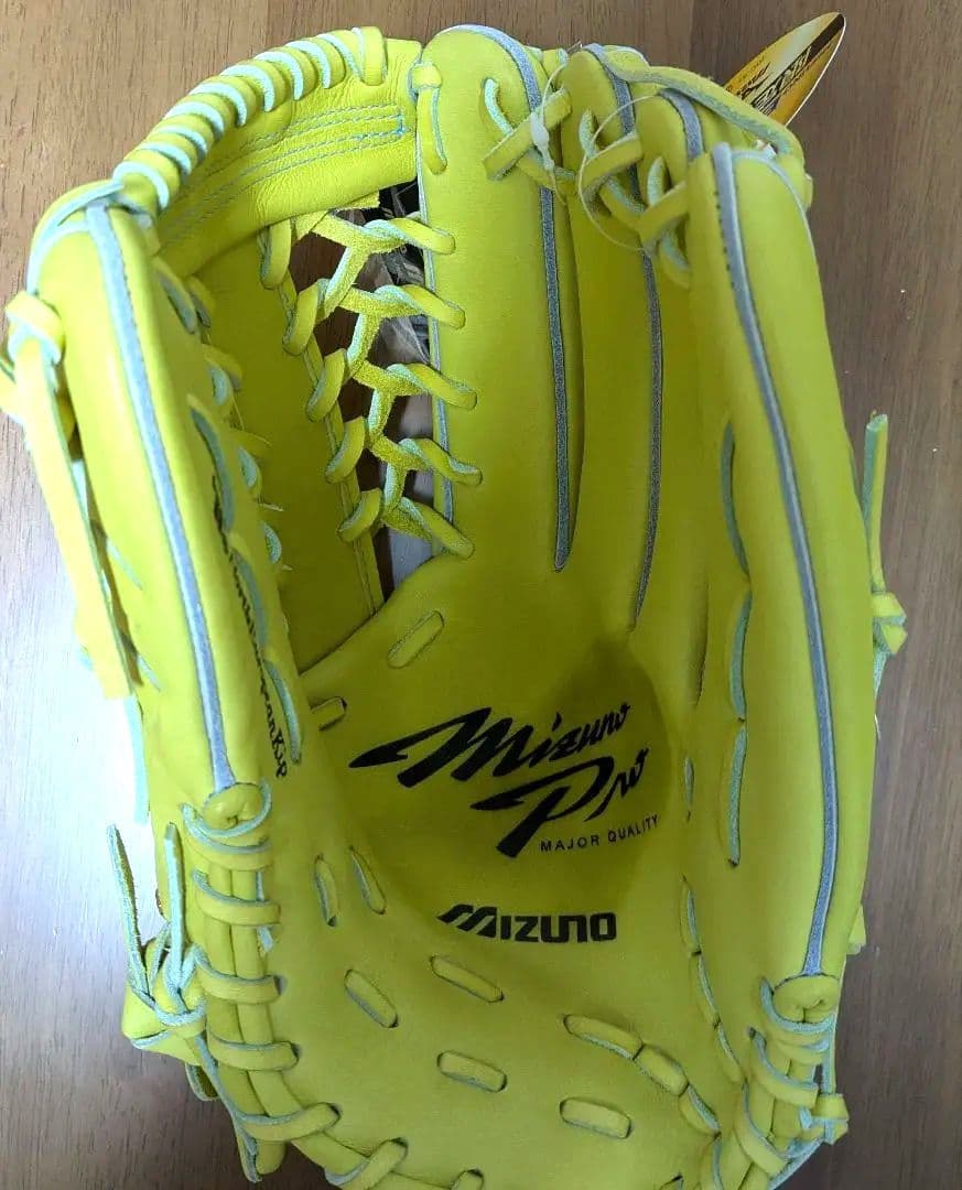 ミズノプロ 硬式 外野手用 ナチュラルライム サイズ15 BBS限定 - メルカリ