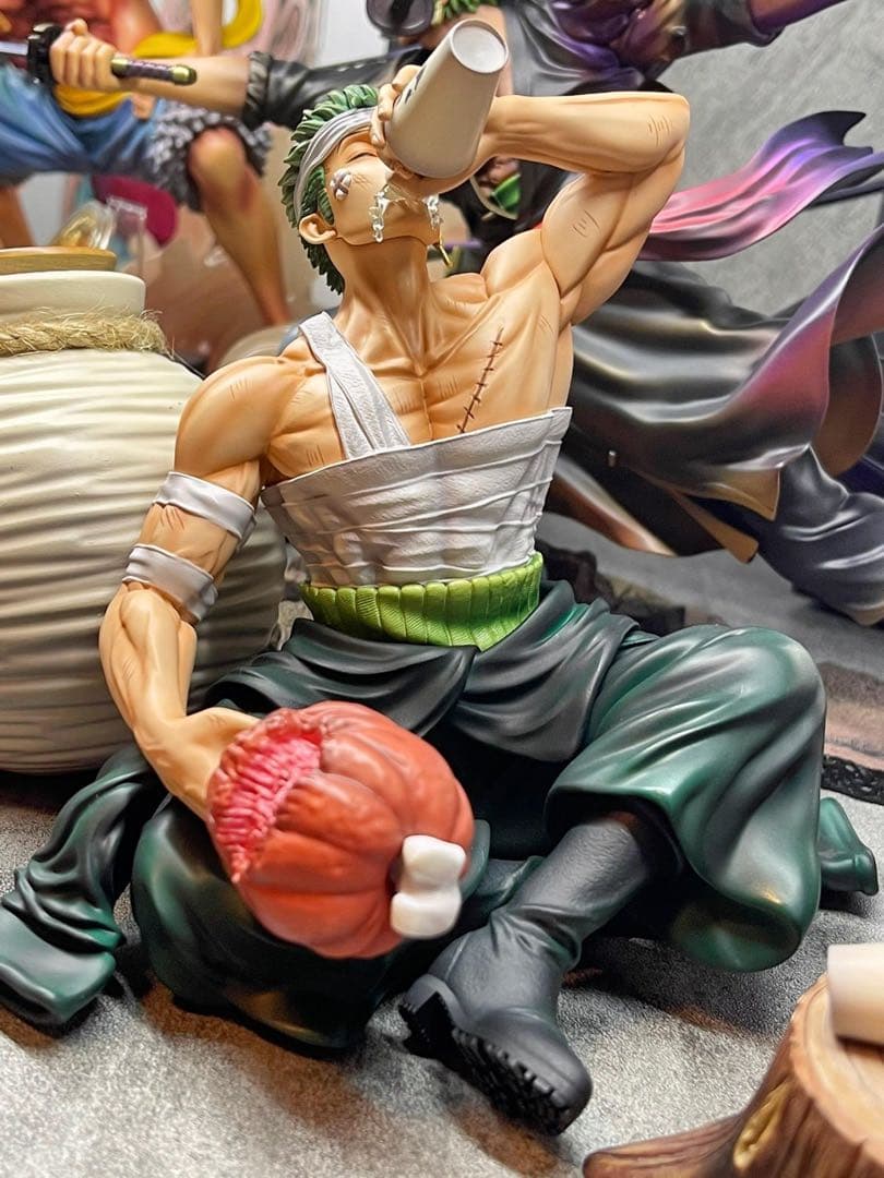 ONE PIECE ワンピース ゾロ【酒を飲む】 フィギュア ガレージキット
