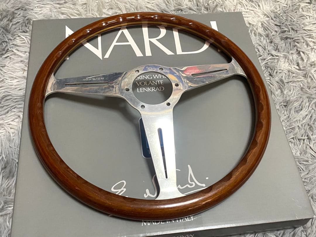 【NARDI Classic】36.5Φ ウッドステアリング　ナルディ
