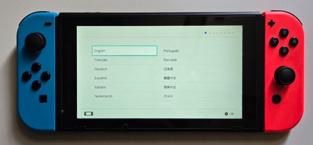 switch 本体＆電源ケーブル　※画面破損　※動作は正常 液晶画面に細かい縦線？！その症状は液晶画面の故障が原因です