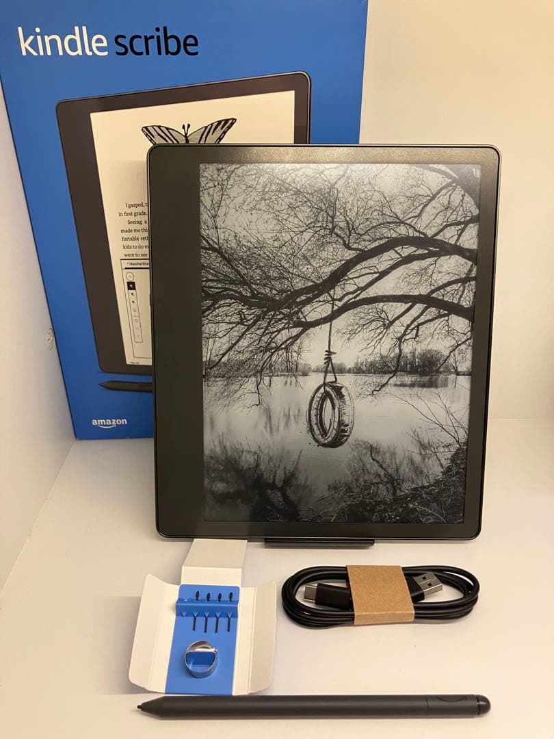 Kindle Scribe 本体 スタイラスペン付き Amazon、読み書き一体型でスタイラスペン付きの10.2型モデル「Kindle