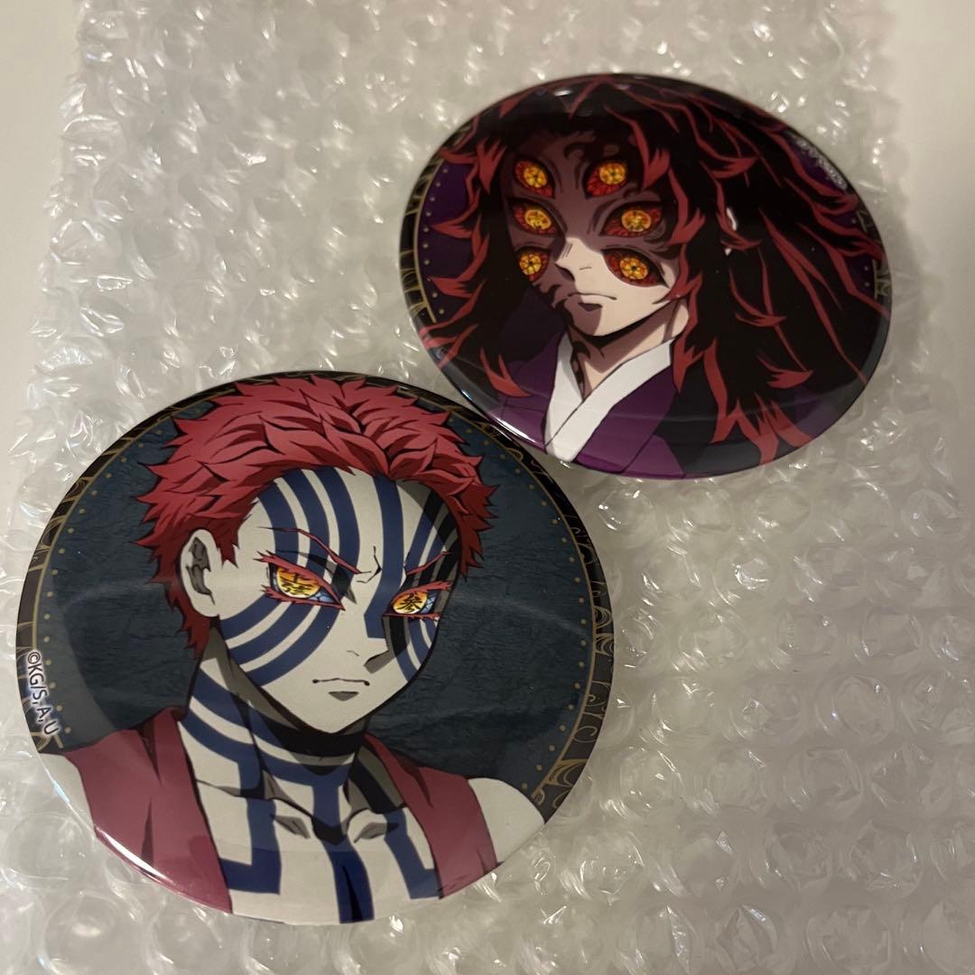 鬼滅の刃 鬼集結ビッグ缶バッジ 黒死牟 猗窩座 - メルカリ