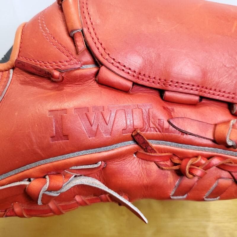 アンダーアーマー 澤村拓一モデル 廃盤品 激レア 良品 投手用 硬式