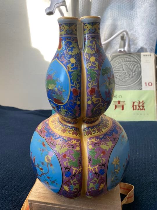 雍正年製粉彩三口葫芦瓶、サイズ約高さ24cm径约16cm - メルカリ
