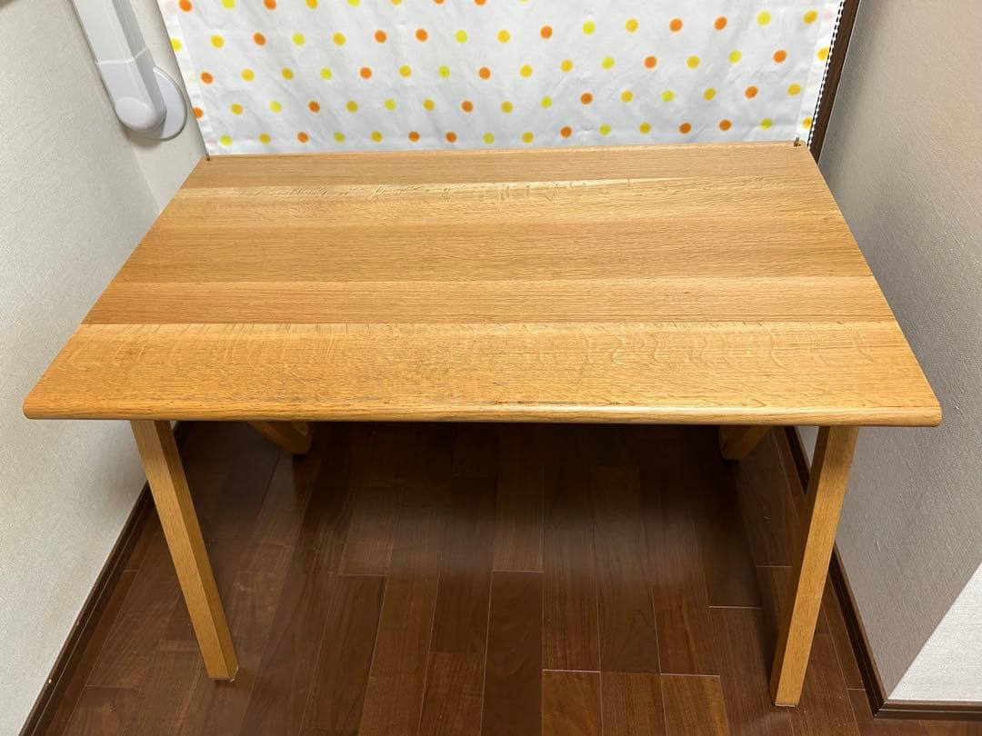 小泉 誠 さん デザイン TEKU-TAKE 机 無垢