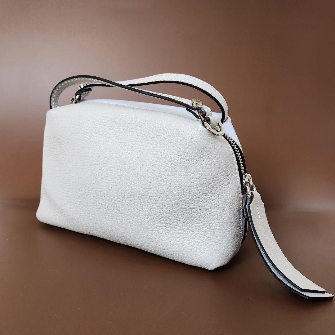 《美品》ジャンニキアリー二 バイカラー ショルダーバッグ アリファS