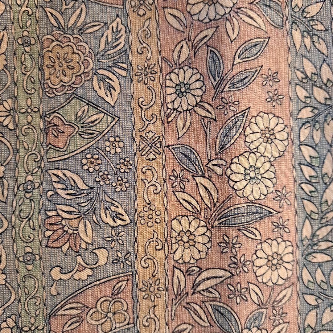 証紙つき】更紗柄 結城紬 袷 着物 ピンクベージュ - メルカリ