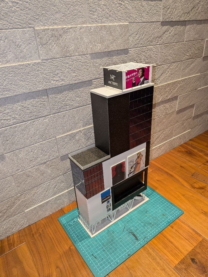 Nゲージ 自作ストラクチャー 駅前複合商業ビル - メルカリ