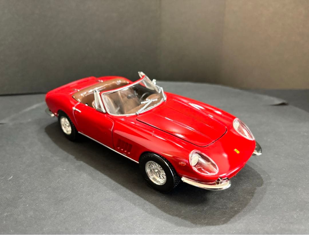 素人製作 】イタレリ フェラーリ275 スパイダー 1/24プラモデル完成品