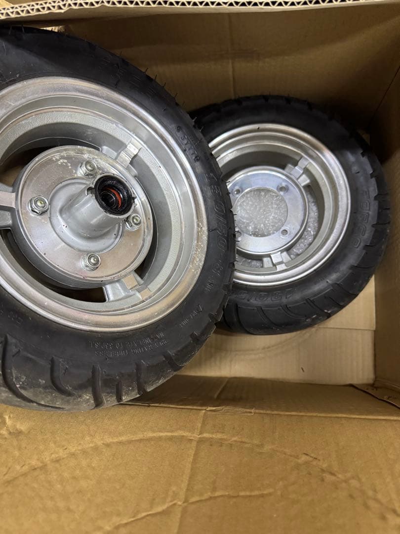 モンキー　8インチ 3.5J ? キャストホイール