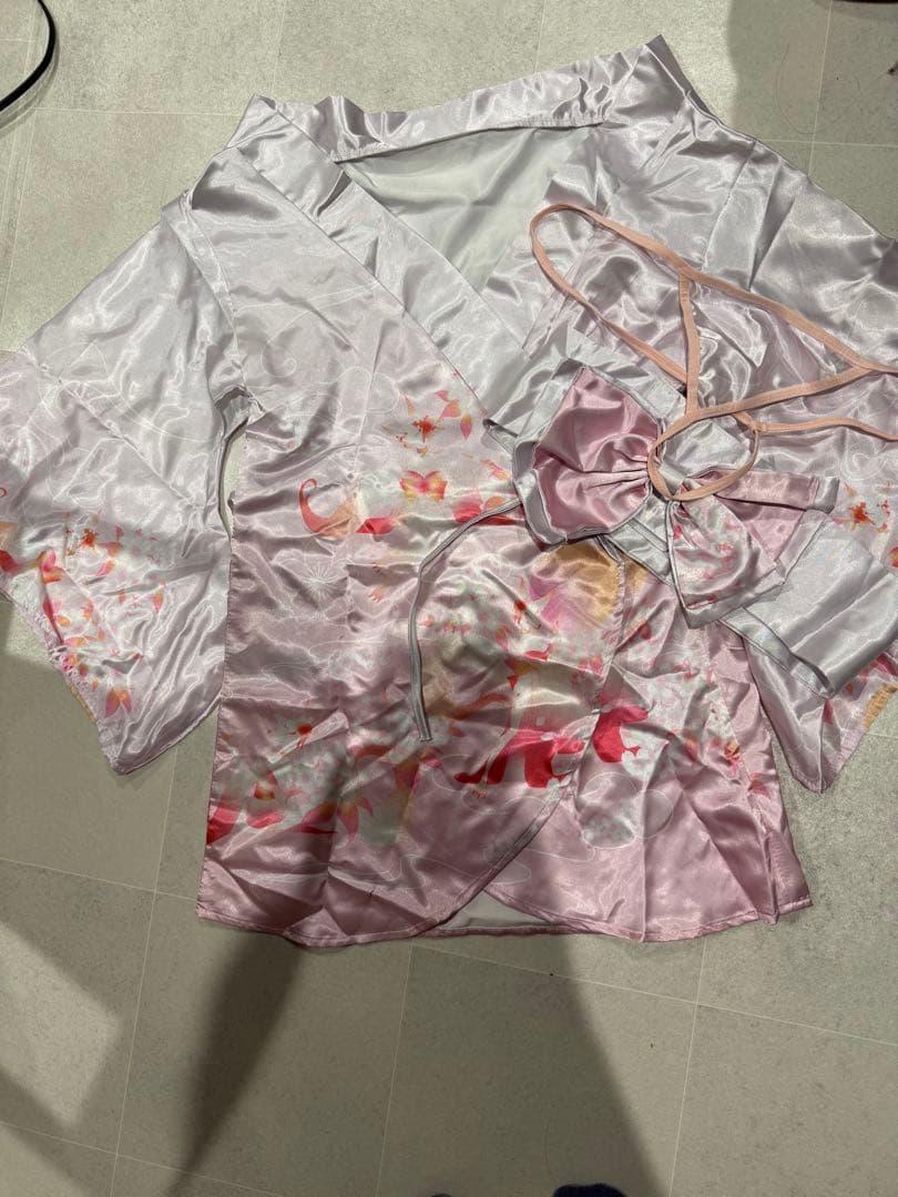 ま*う様 花柄和装コスプレ衣装 薄紫とピンク Amazon.co.jp: [みさ] アイドル風 花柄 着物ドレス 花魁 コスプレ衣装