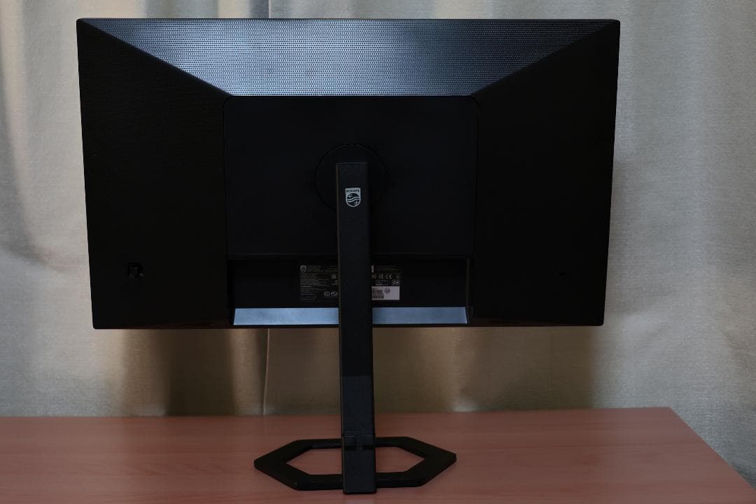 Philips 27型モニター USB-C対応 27E1N5300AE/11箱付