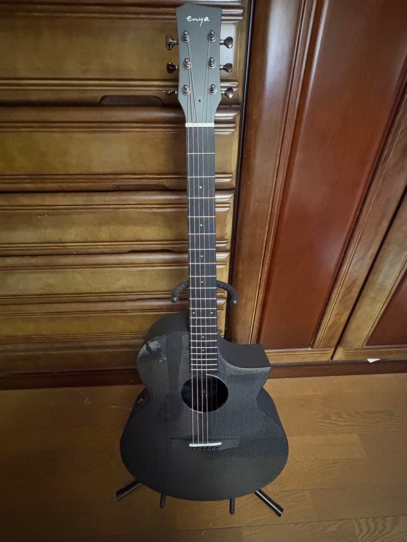 【最終値下げ】Enya エンヤ アコースティックギター ENYA エンヤ NOVA GO アコースティックギター カーボンファイバー 軽量