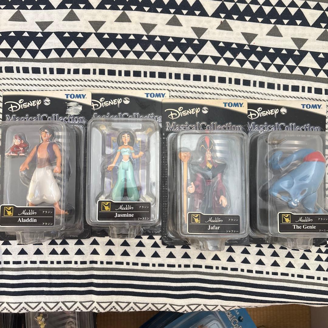レア☆ ディズニー マジカルコレクション フィギュア アラジン 4体