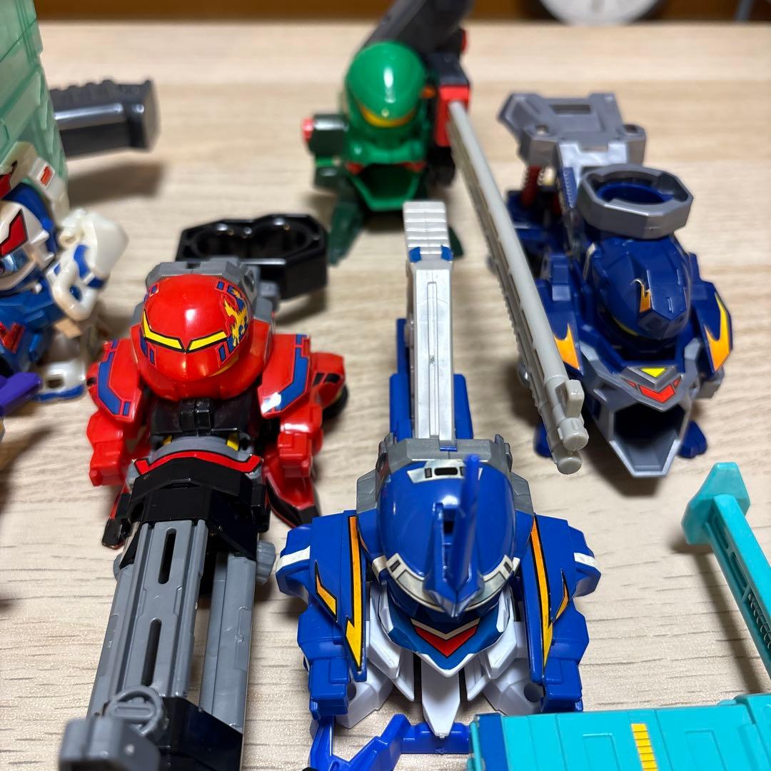 8月末まで値下げ】スーパービーダマン まとめ売り - メルカリ