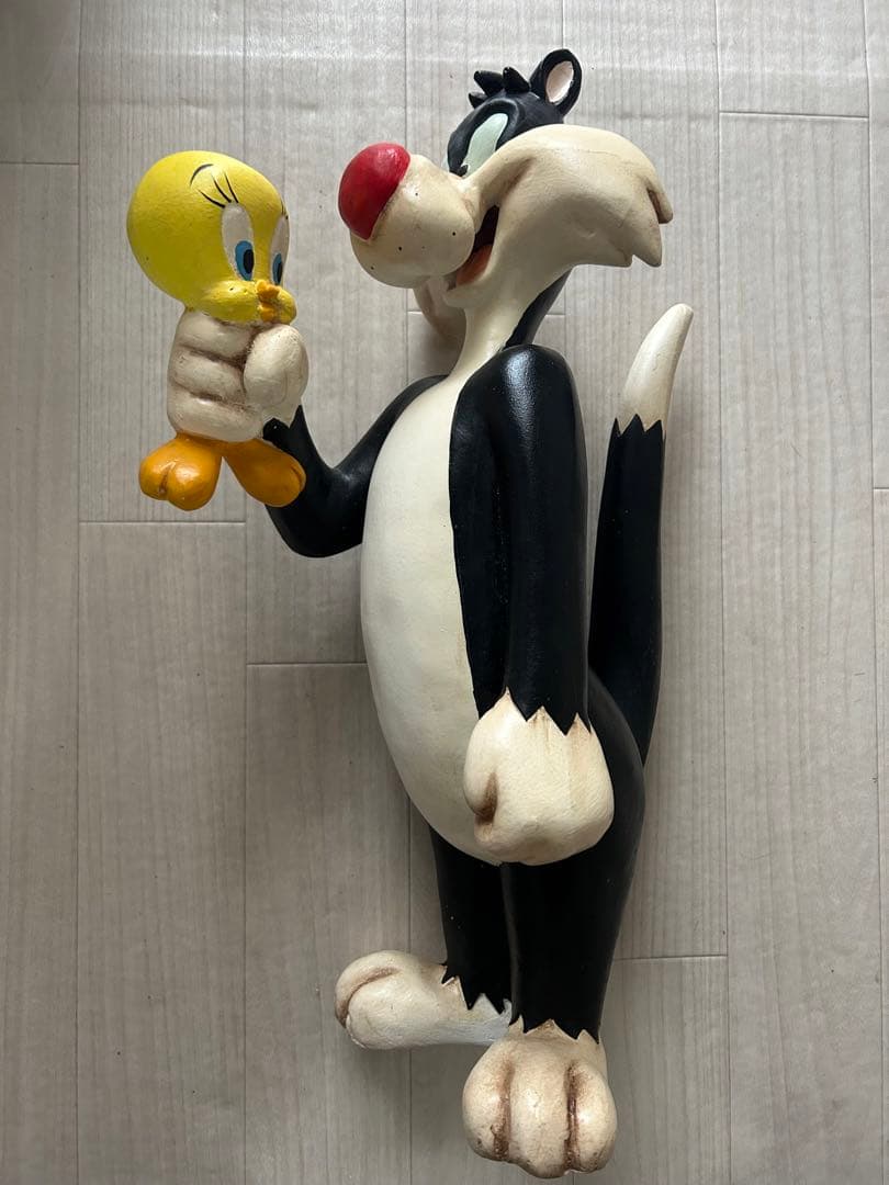 ぱ*る様 トゥイーティー シルベスター 特大フィギュア - メルカリ