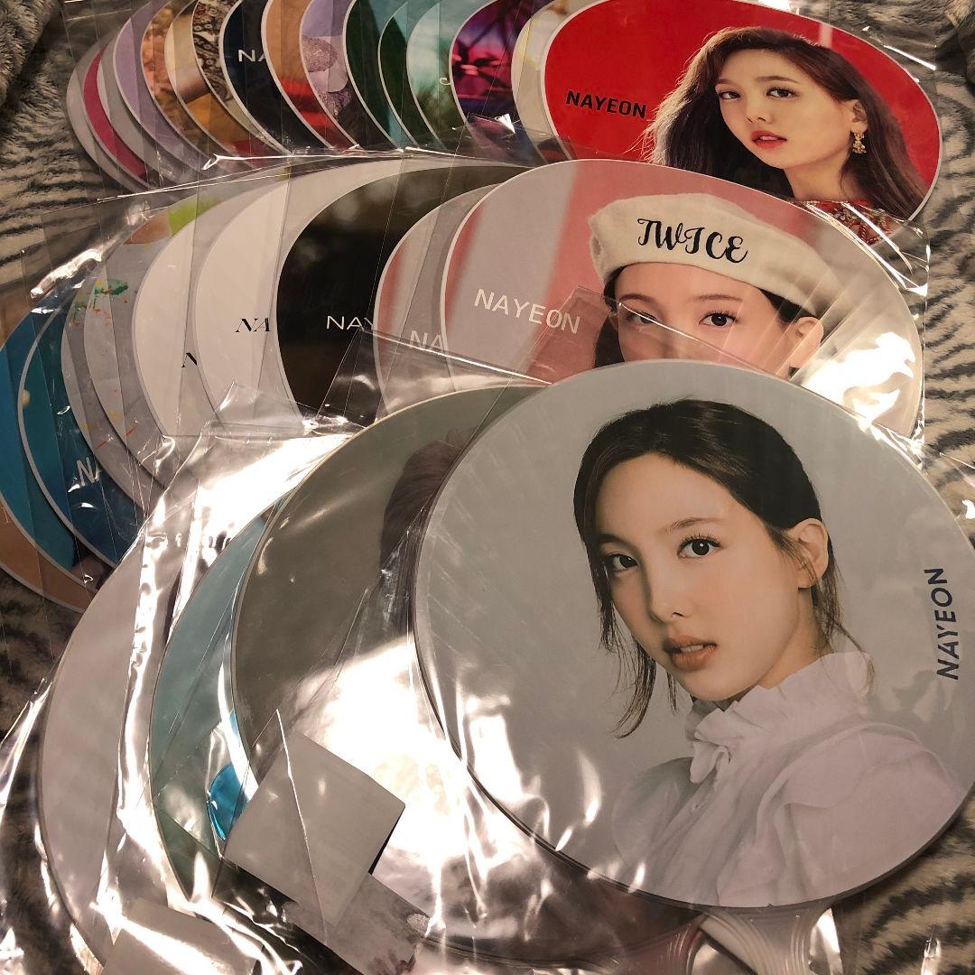 ナヨン うちわ コンプリート 商品詳細ページ | ONCE JAPAN OFFICIAL SHOP | うちわ【NAYEON】