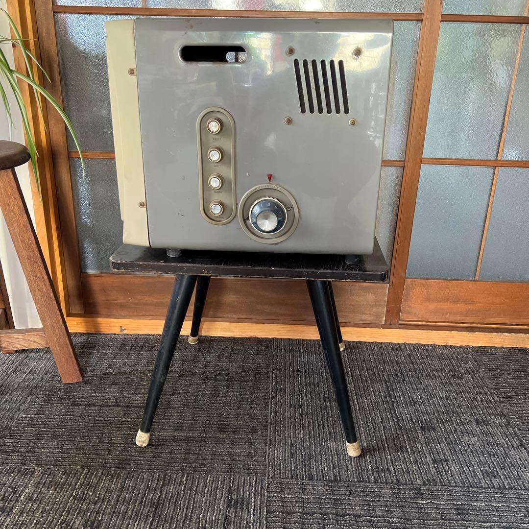 白黒テレビ 昭和レトロ アンティーク - メルカリ