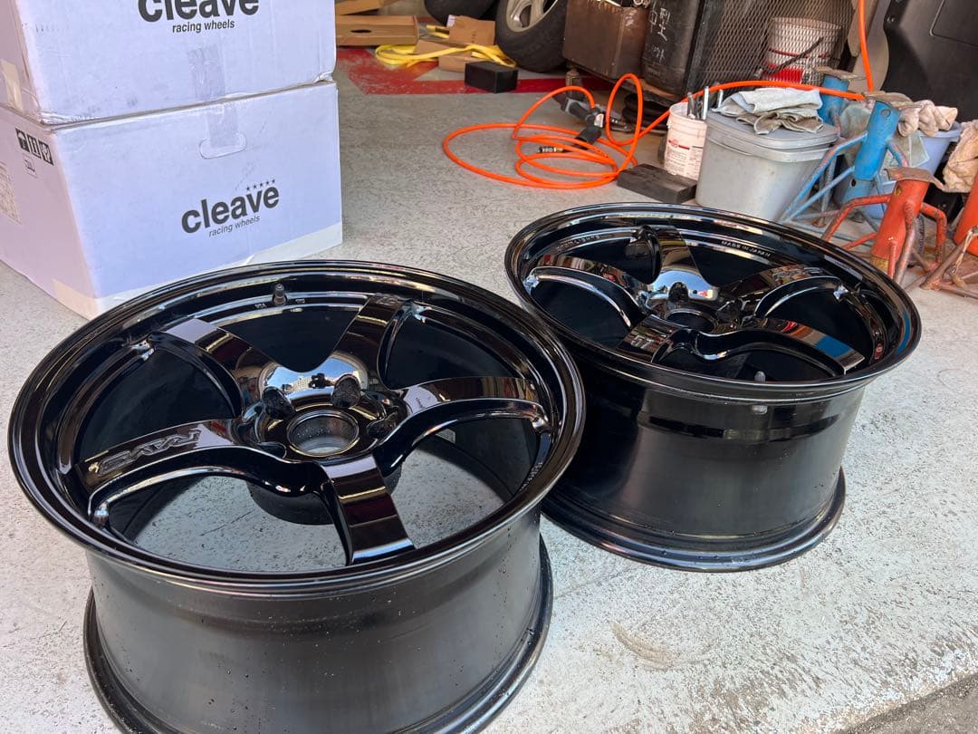 RAYS gram lights 57CR 18インチ 9.5j 114.3