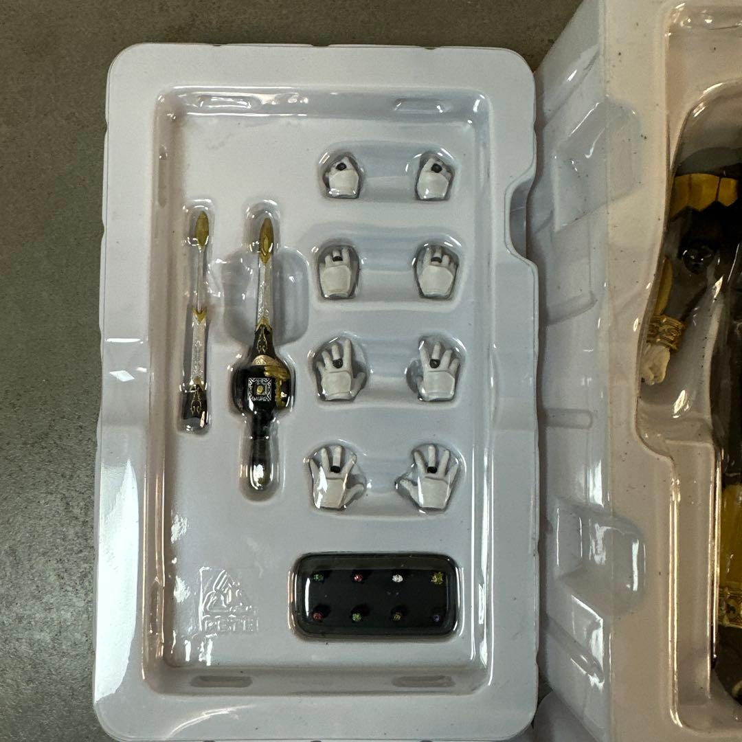 S.H.Figuarts 仮面ライダーアマゾンネオ 真骨彫 仮面ライダービースト