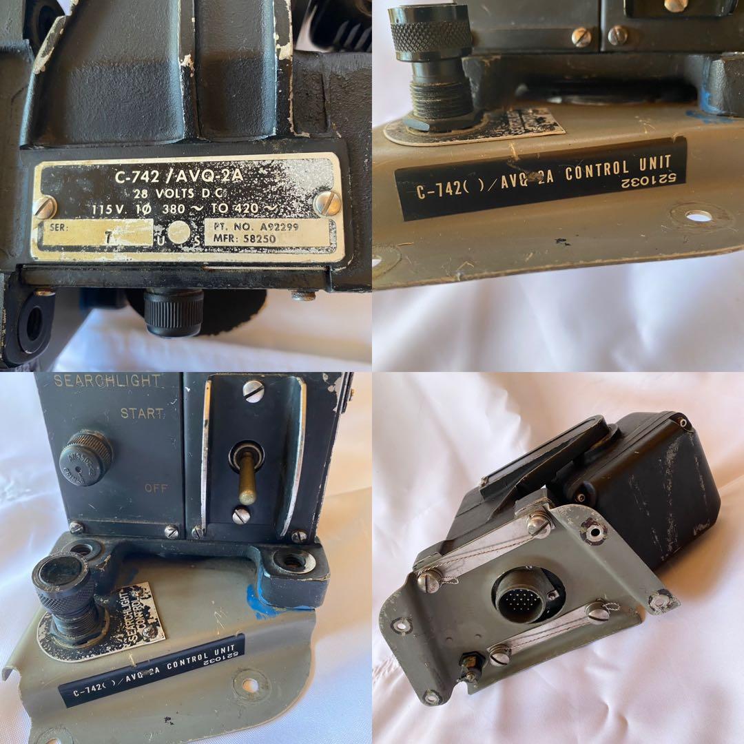 GRUMMAN S2F TRACKER サーチライトコントロールユニット 操縦桿 - メルカリ