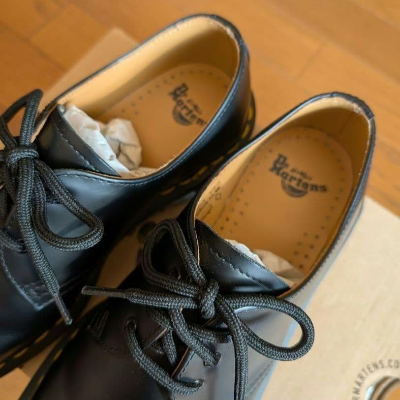 匿名配送 ドクターマーチン 1461 3ホール UK5 24.0cm