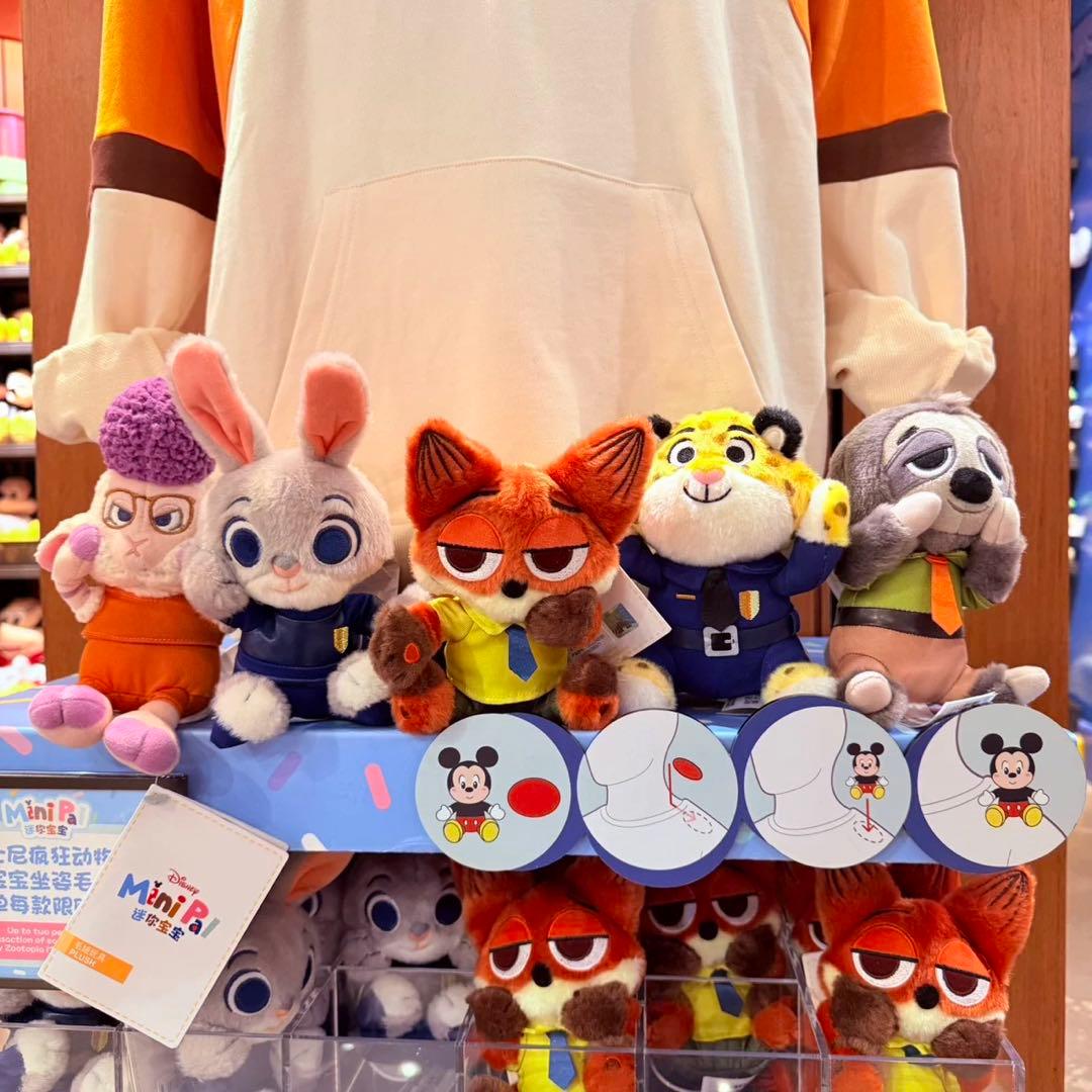 上海ディズニー ズードピア ニック 肩乗せぬいぐるみ - メルカリ