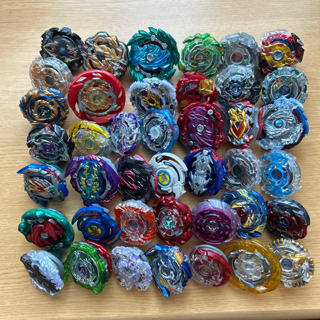 ベイブレードバースト(第3世代) 完成済41個+おまけ まとめ売り - メルカリ
