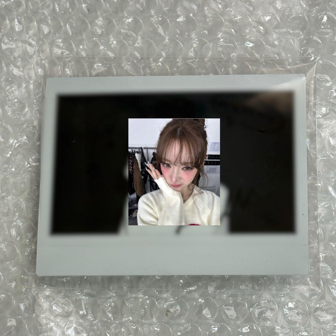 billlie ハルナ サイン ポラロイド ワイド - メルカリ