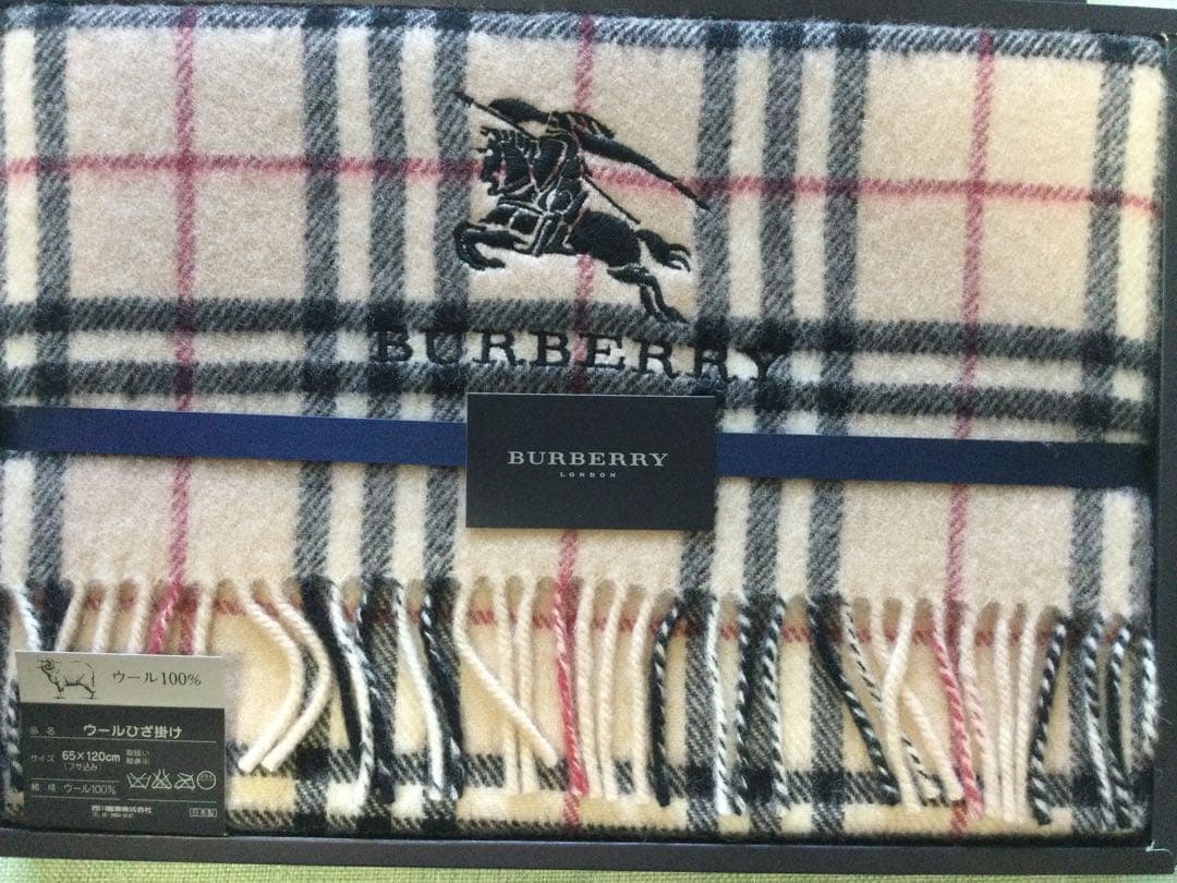 新品未使用品BURBERRYLondonWOOL100%毛布膝掛けセット
