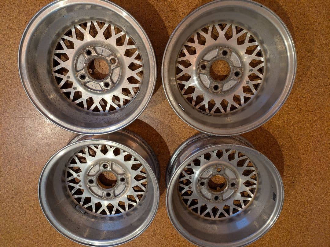 14インチ メッシュ フルカワ F1 5.5J +25 114.3 AE86