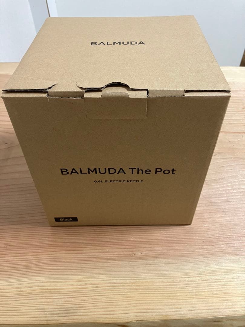 BALMUDA電気ケトル 小さくて美しい電気ケトル BALMUDA The Pot – MAG. online shop