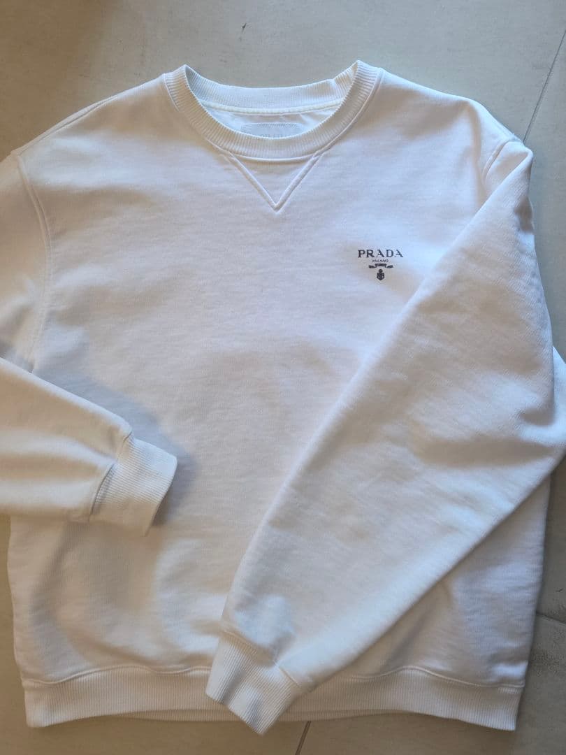 PRADA プラダ ロゴプリント ホワイト スウェット トレーナー　Ｌ白 ホワイト（白）系 L PRADA(プラダ) スウェット・トレーナー(メンズ