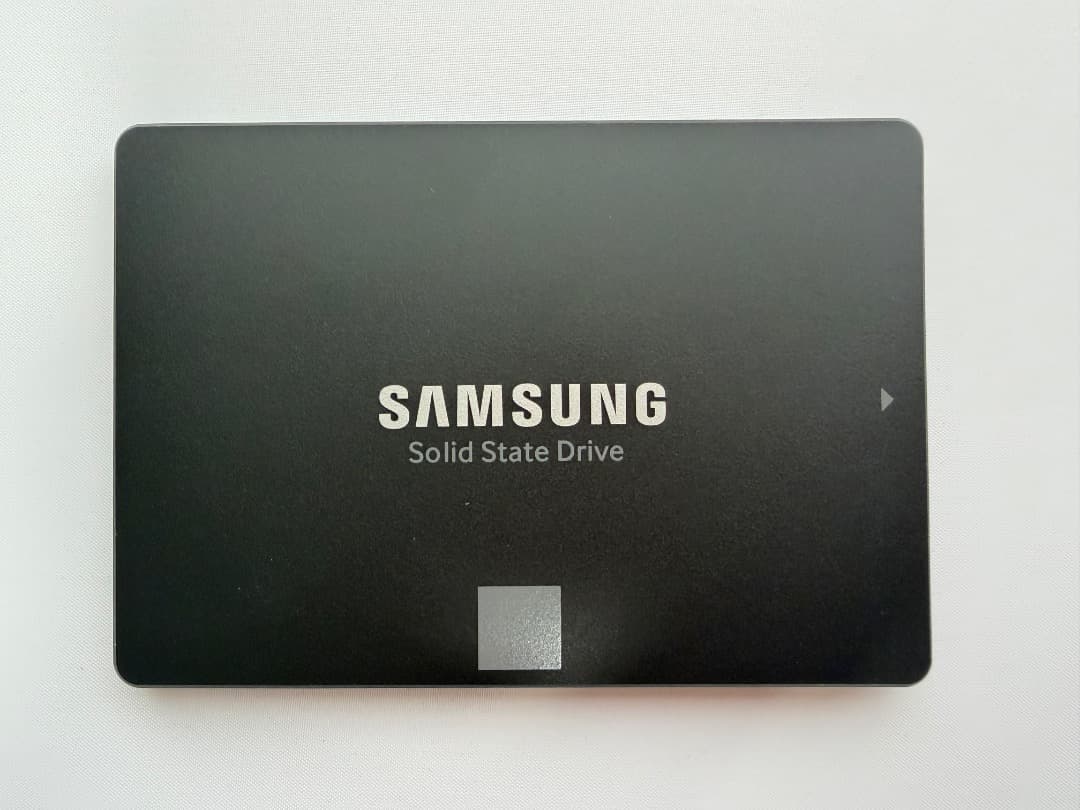 【新品同様】Samsung 870 EVO 2TB SSD Amazon.com: Samsung Electronics 870 EVO 2TB 2.5 Inch SATA III