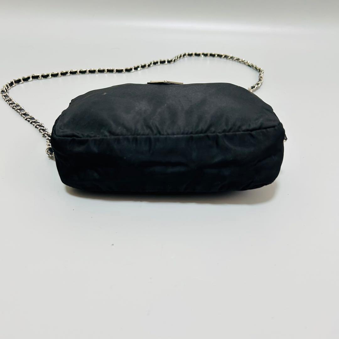 PRADA プラダ チェーン ショルダーバッグ カメラバッグ 黒色 三角