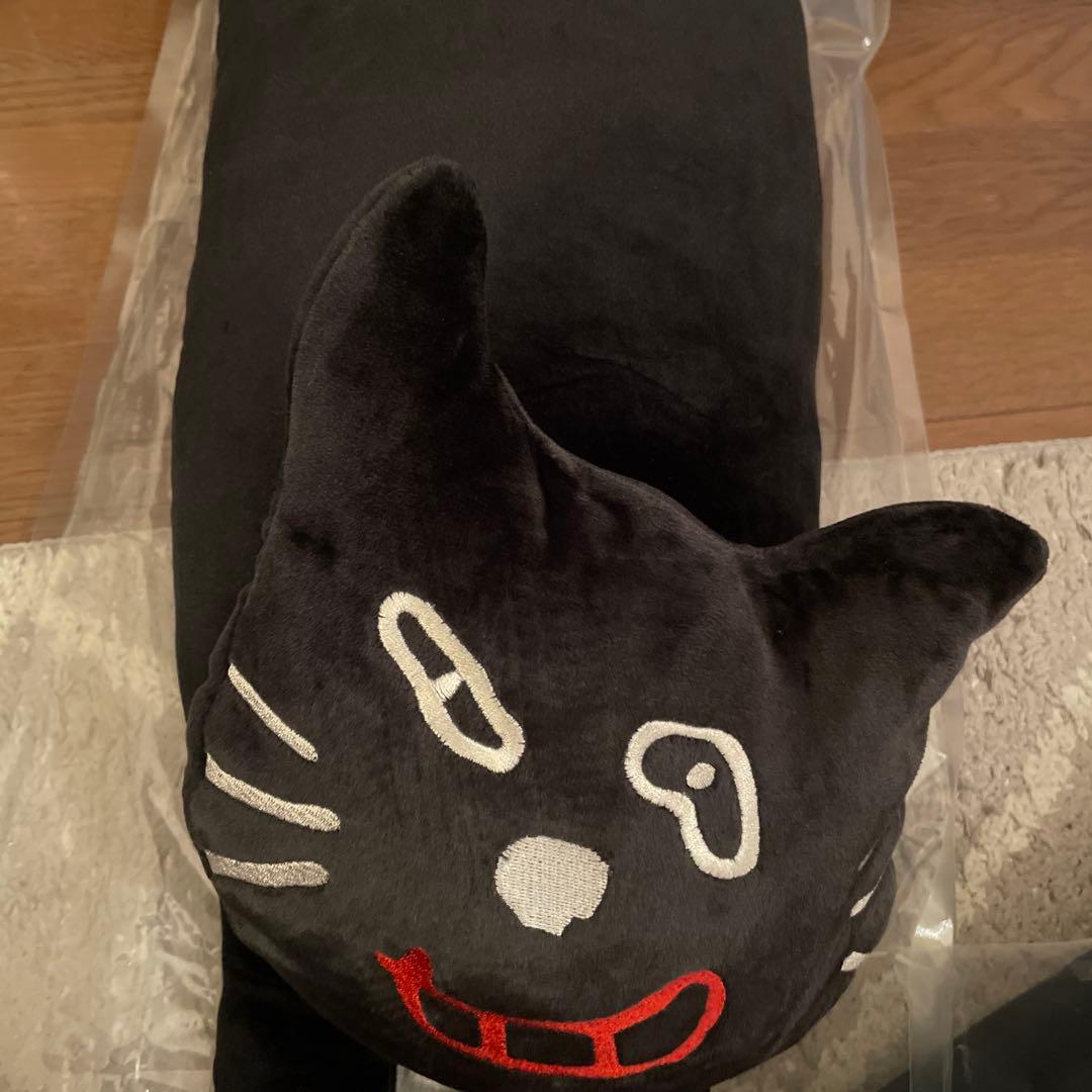 キヨ猫ロングクッション - メルカリ