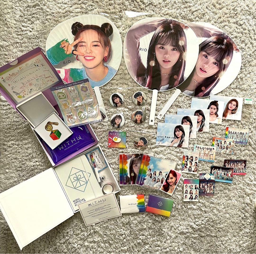 NiziU まとめ売り - メルカリ