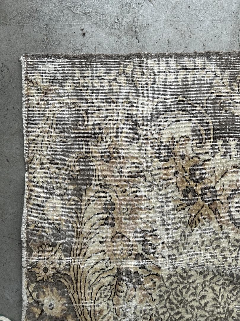 Vintage rug】オーバーダイ｜194 x 279 cm｜トルコラグ