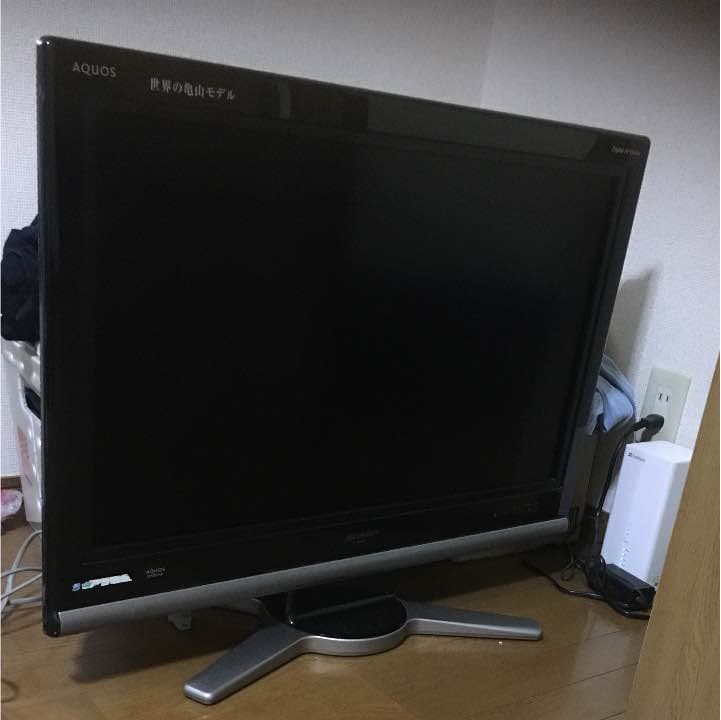AQUOS 世界の亀山モデル 32型 - メルカリ