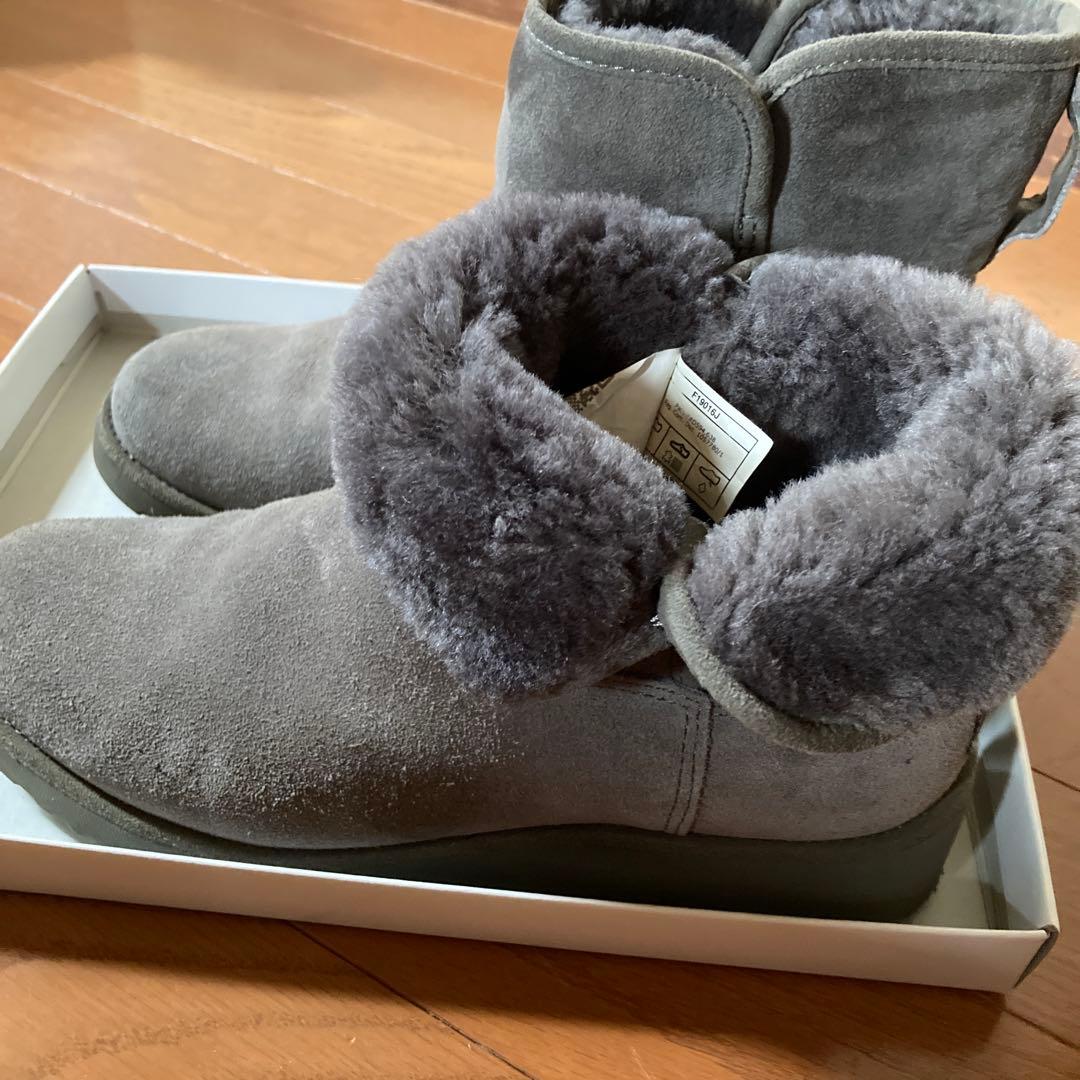 高価ファッション - UGG グレー ムートンブーツ O111747393