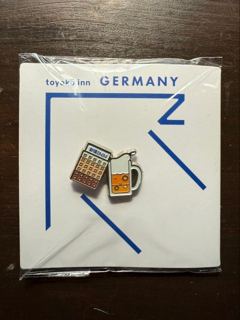 東横イン ドイツ ピンバッジ - メルカリ
