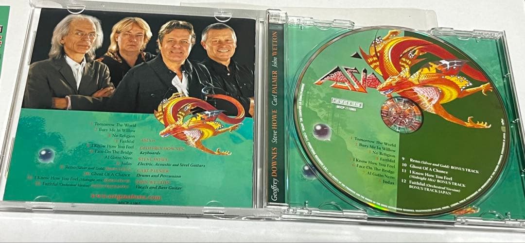 ASIA エイジア『XXX 〜ロマンへの回帰』メンバー直筆サイン入りCD 美品