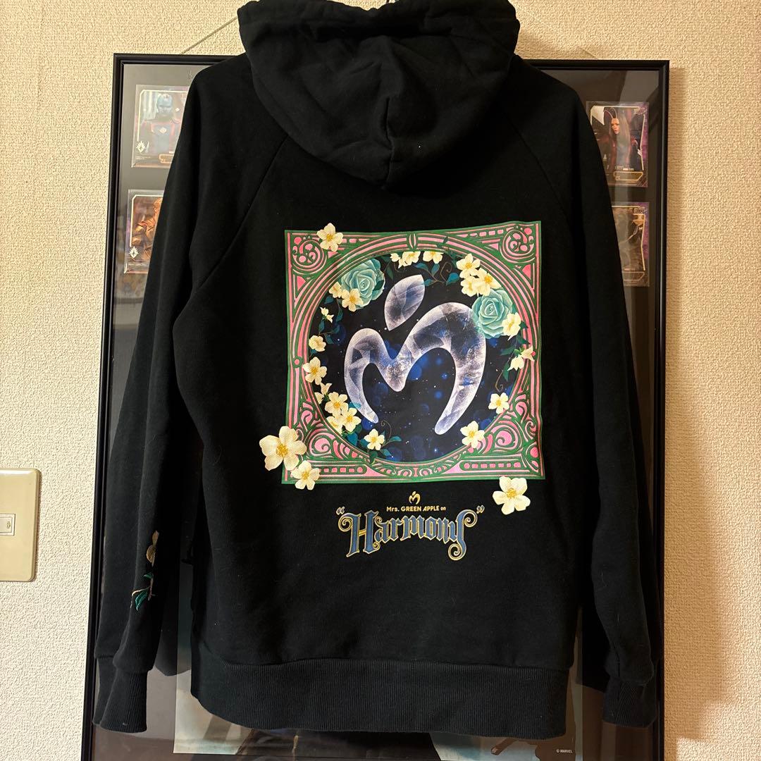 m*i様 Mrs. GREEN APPLE Harmony パーカー - メルカリ